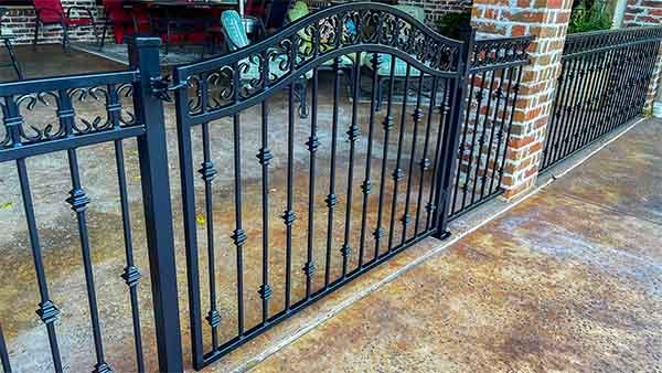 best-paint-for-metal-gates-mckinney