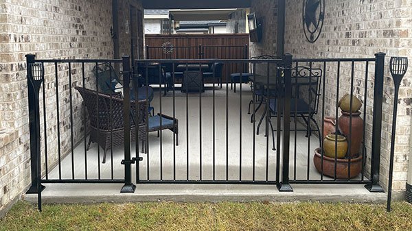 pet-fence-installation | metal-gate | how-to-build-a-wrought-iron-fence