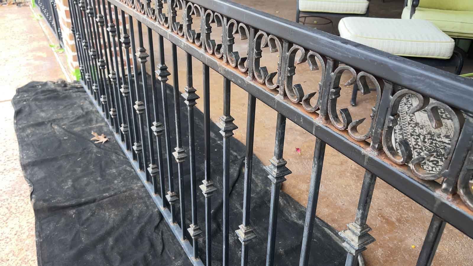rusty-iron-fence | before-fence-paint-picture