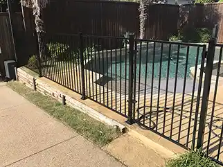 iron-pool-fence-installation-lucas pool fence installation liucas